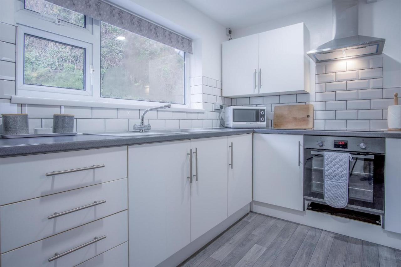 Pharmacy Court - 2 Bedroom - Saundersfoot