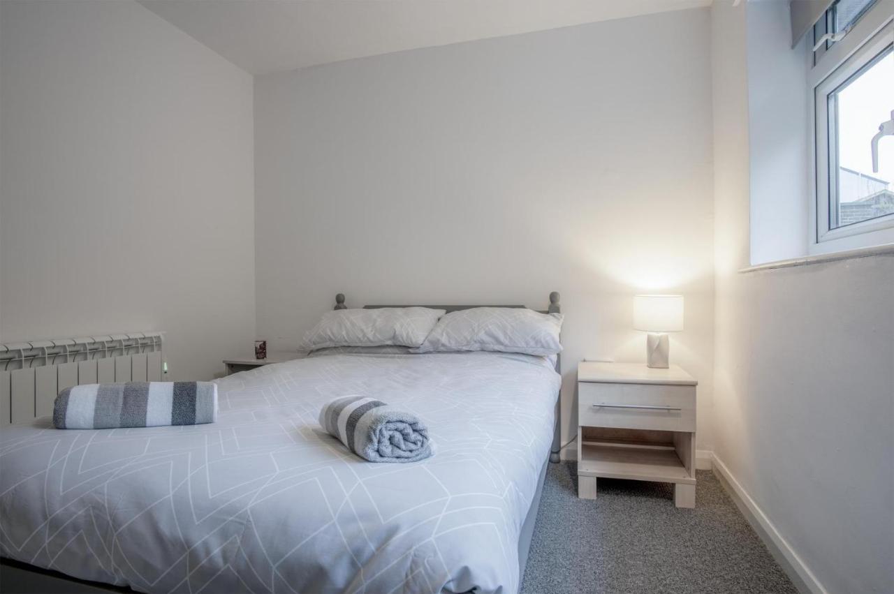 Pharmacy Court - 2 Bedroom - *
